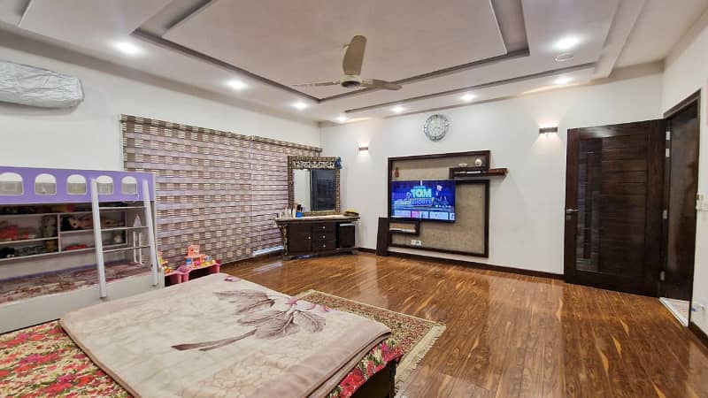 22.50 Marla Corner Full Furnished Bungalow in the Heart of DHA Phase 6 41