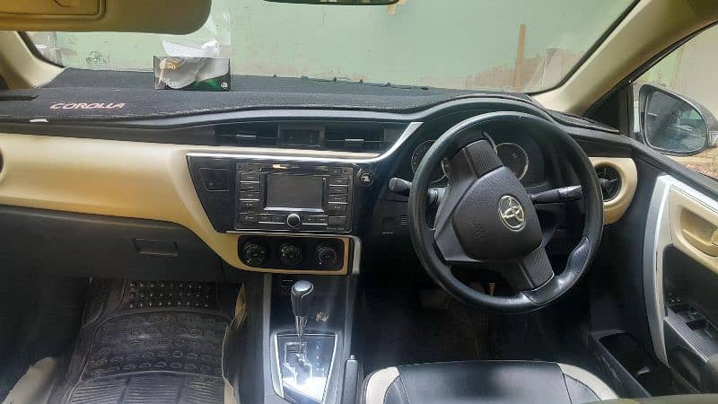 Toyota corolla gli 2018 7