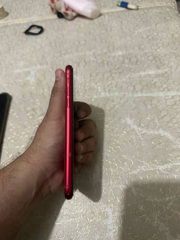 Iphone 11 64 GB PTA approved 3