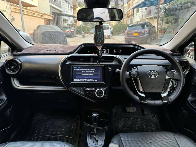 Toyota Aqua 2018 S - Style Package 9