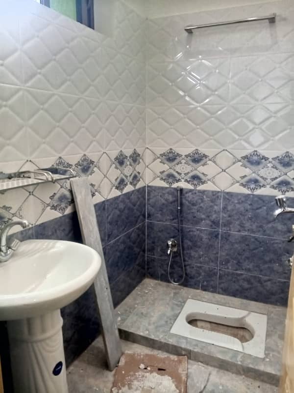 Room available for rent in h-13 Islamabad 3