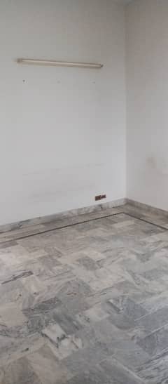 240yards West Open Ground Plus One House For Sale In Gulshan Block 5