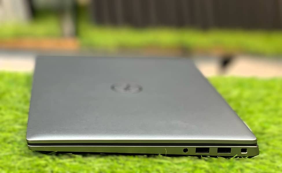 dell latitude 7440 Core i7 13Th Gen 32GB Ram 512GB SSD Touch 2
