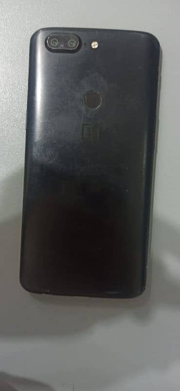 One plus 5T   8/128 3