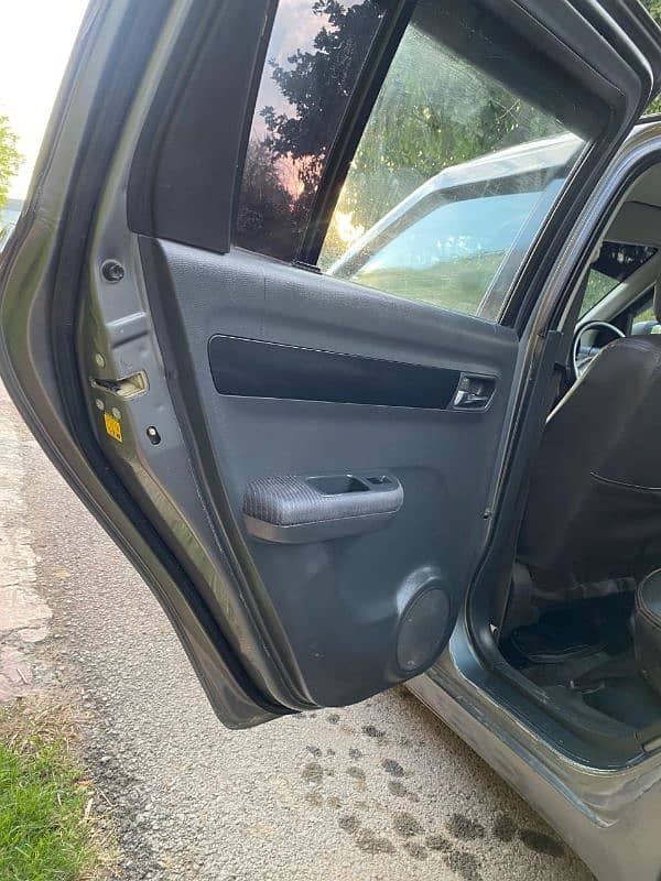 Suzuki Swift DLX 2011 Islamabad No genuine 14