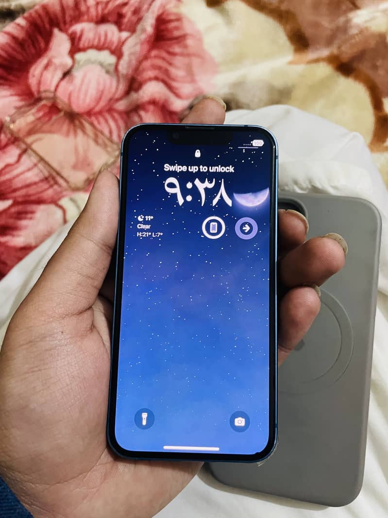 13 mini back broke all ok non open 256 gb health90 2