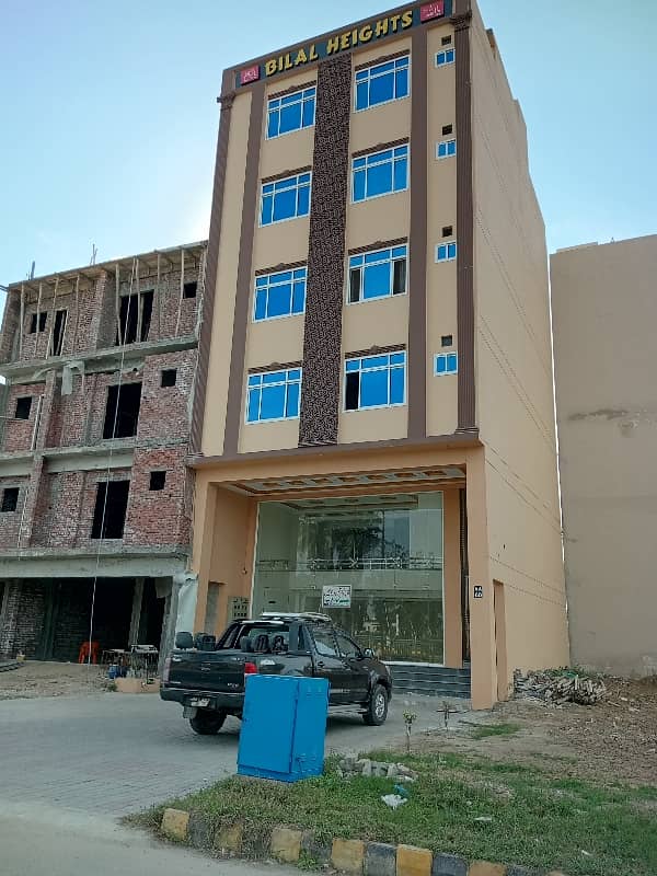 Get An Attractive Prime Location Flat In Citi Housing Society Under Rs. 40000 2