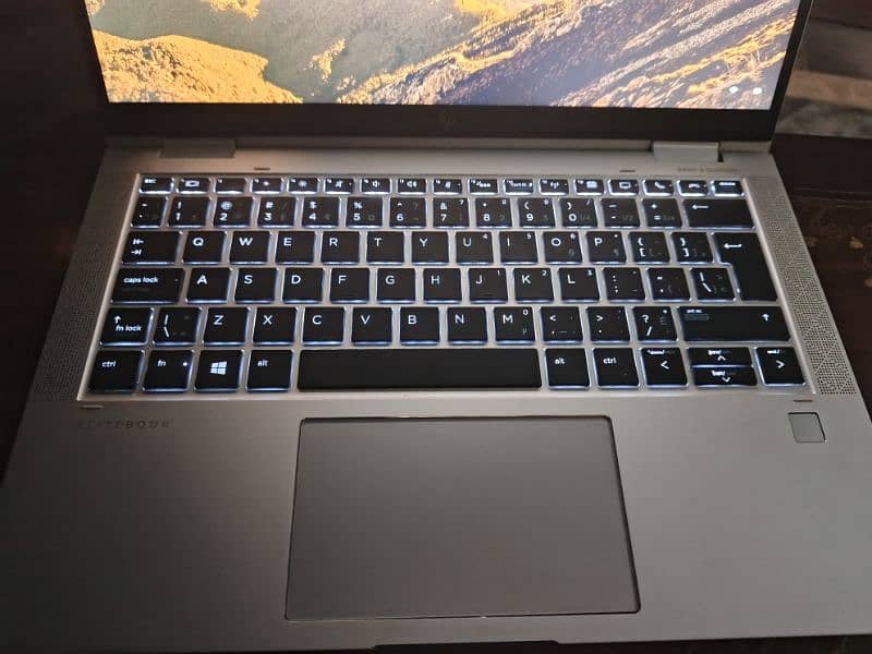 HP ELITEBOOK x360 1030 G3 Touchscreen i5 8th Generation 2