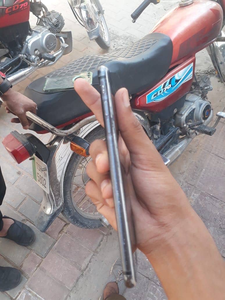 IPhone 7 Plus 21000 price 03116408423 3