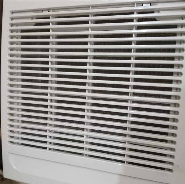 Skywood Japanese Window AC 1