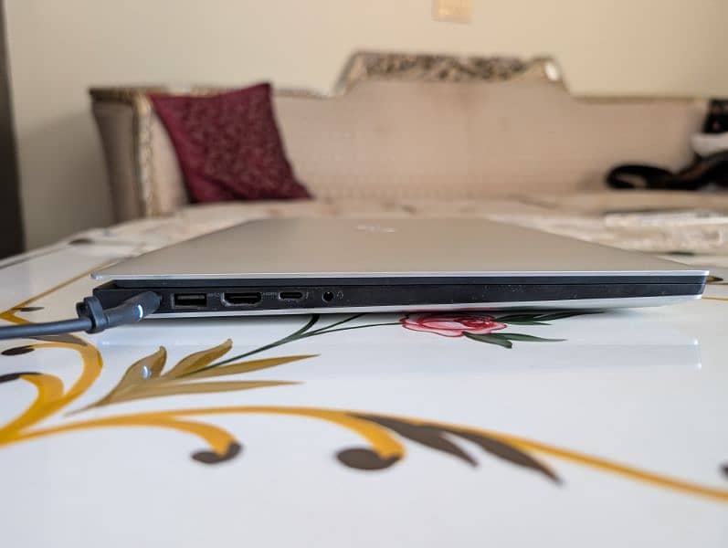 Dell XPS 5530 i7 4k Display 3