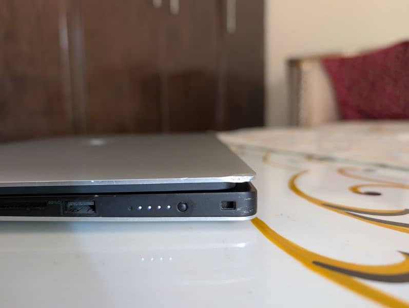 Dell XPS 5530 i7 4k Display 4