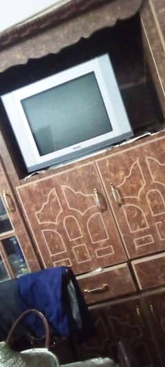 Tv &Trali