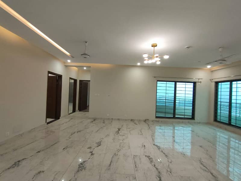 A Brand New Flat Of 12 Marla Available For Sale 0