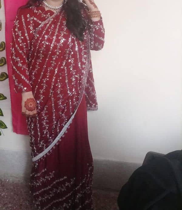 saree 0