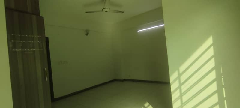 10 Marla 3 Bedrooms Apartment Available For Sale In Sector B Askari 11 Lahore 6