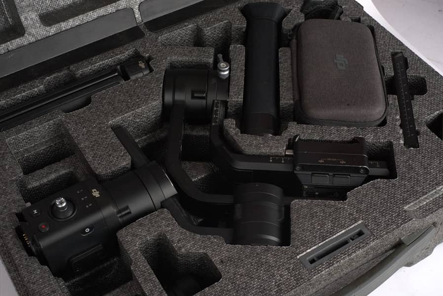DJI Ronin 1 Gimbal - 9/10 Condition | With All Accessories + Focus Pul 2