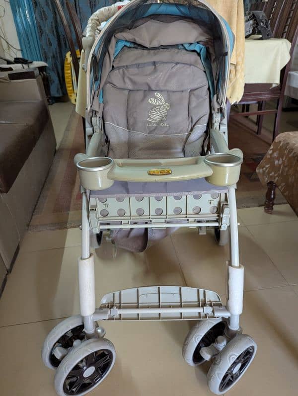 pram available for kids 3
