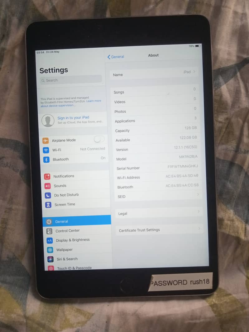 Ipad Mini 4 128GB with Excellent Condition 2