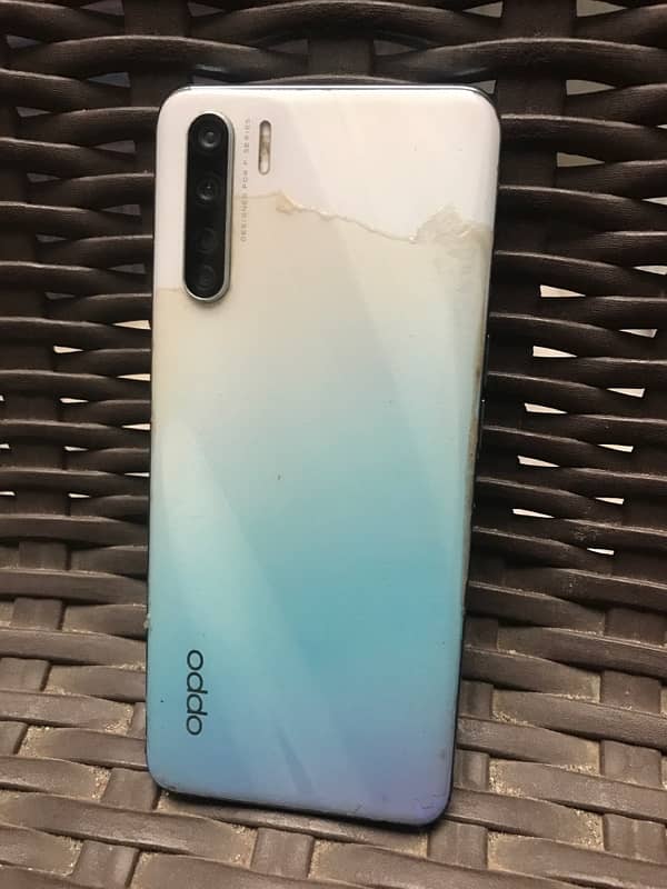 oppo f15 8 128 0