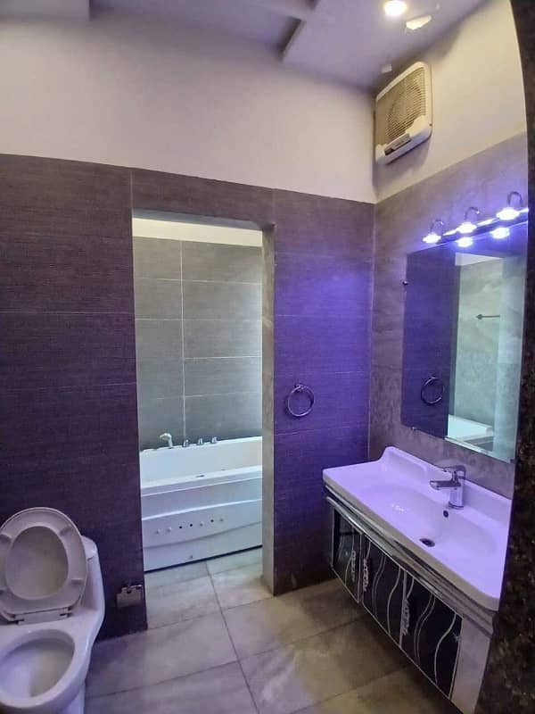 DHA Phase 6, Block K, 01 Kanal, 05 Bed, Slightly Used Fully Furnished Luxurious House Available For Sale. 19