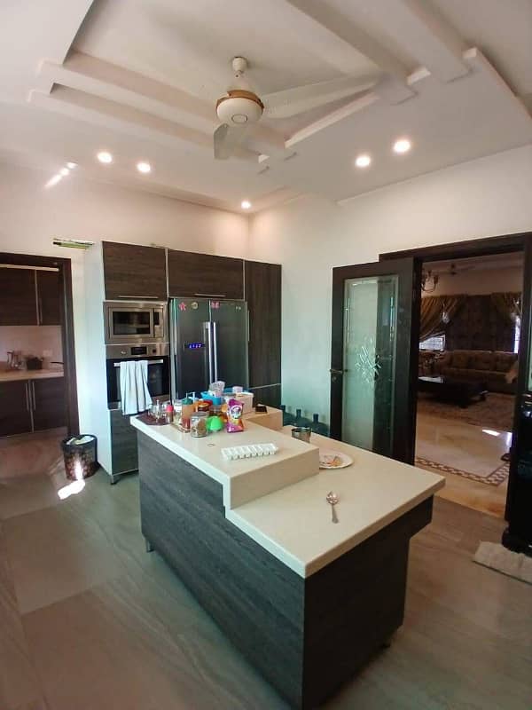 DHA Phase 6, Block K, 01 Kanal, 05 Bed, Slightly Used Fully Furnished Luxurious House Available For Sale. 23