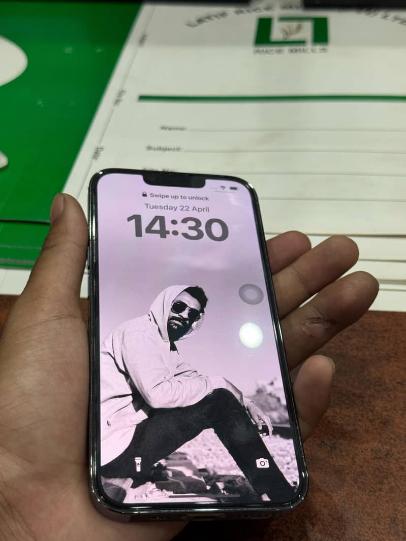 #I phone 13 pro bc non pta factory unlock sera blue ( e. sim ) pra hy 1