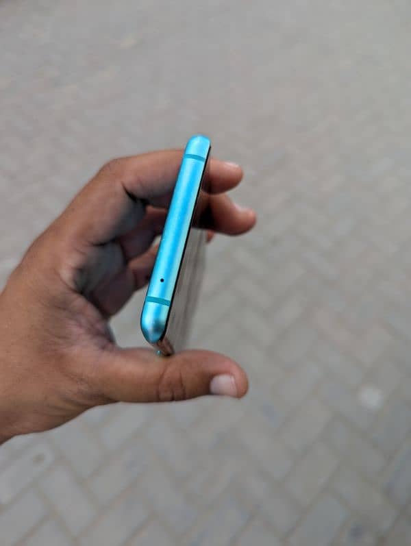 OnePlus 8 - Excellent Condition - 8/128 2