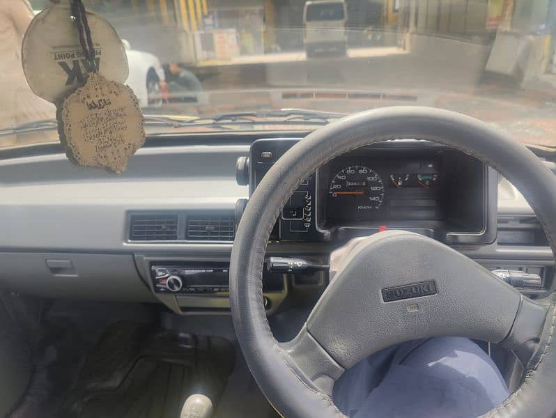 Suzuki Mehran VXR 2016 7