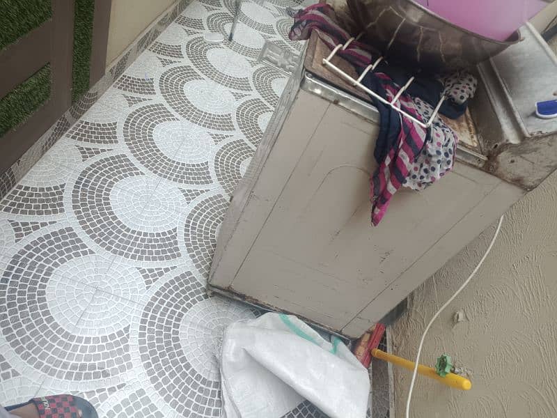 washing and dryer 0