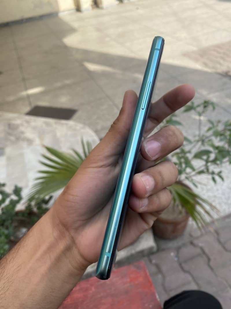 One Plus 8T 1