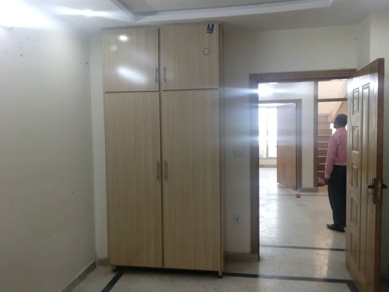 Flat for rent 0