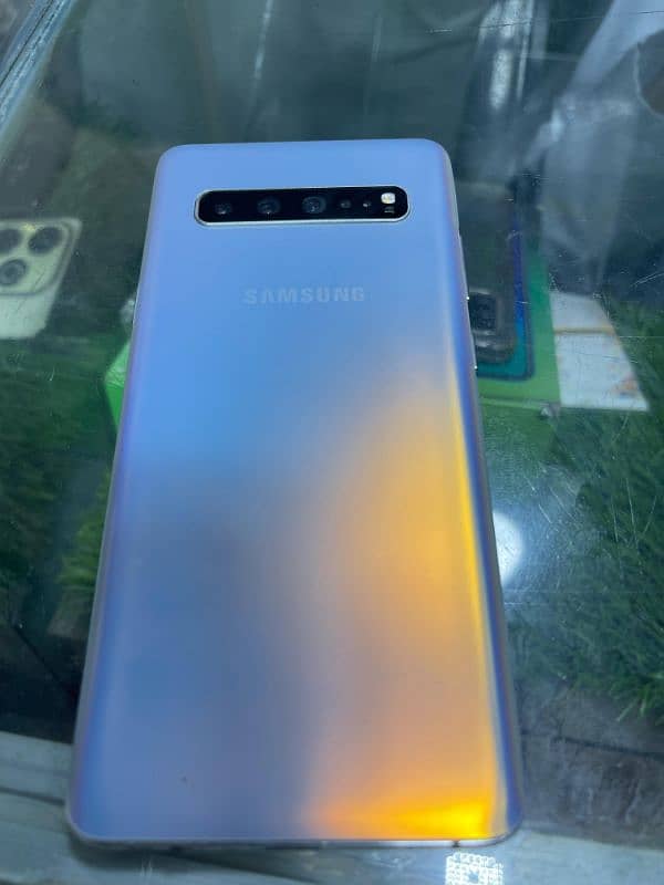 s10 5g full size all ok orgnal 256gb 10/10 cpndtion approved 4
