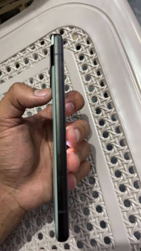 google pixel 6a 5