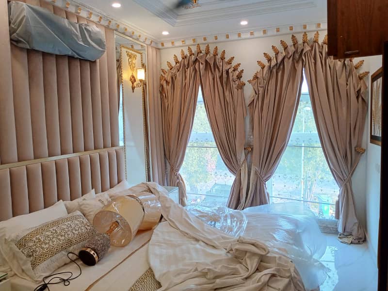 10 Marla Furnished Brand New Luxury House Available For Rent In CC Block Bahria Town Lahore 3