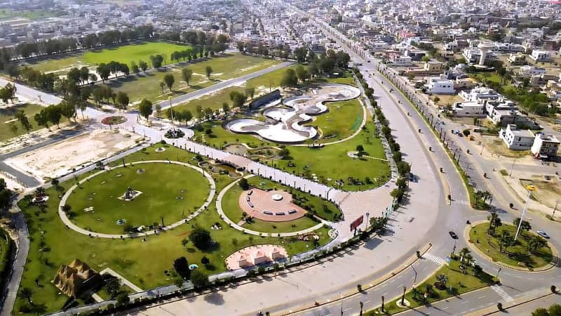4 Marla Commercial Plot for Sale on 80 Ft Road in D Block, Central Park Lahore 24
