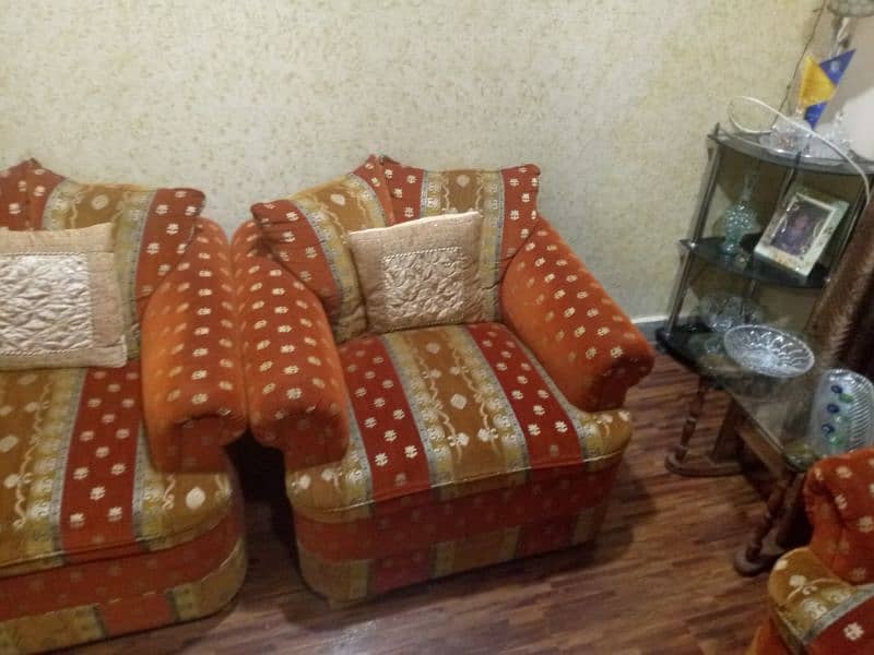 Red Color Sofas 0