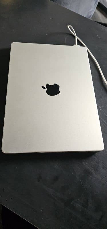 Macbook Pro M1 2021 0