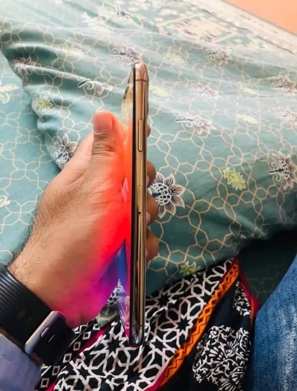 Iphone 11 pro max 1