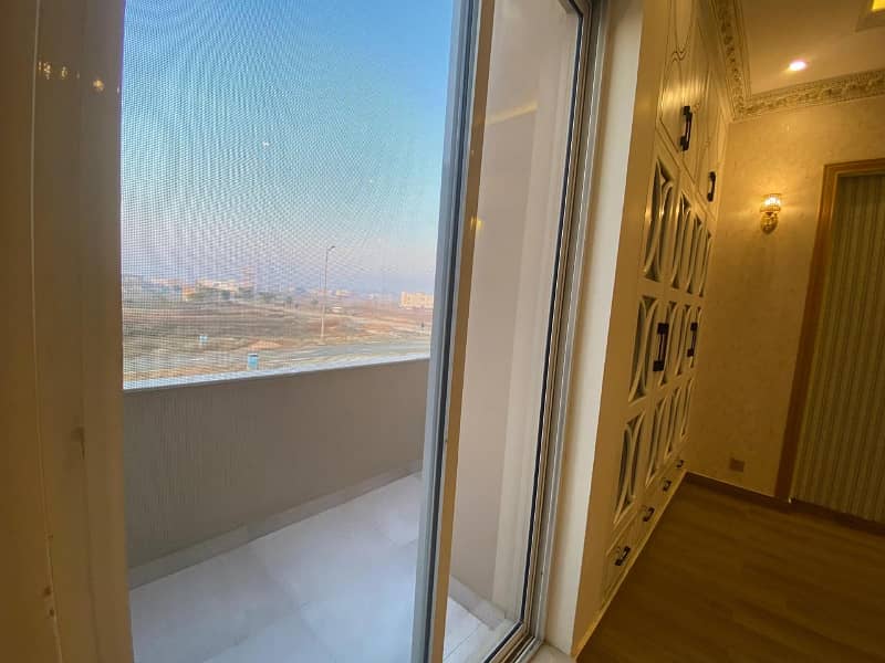 DHA Phase 7, 10 Marla, 04 Bed, Luxurious House For Sale. 32