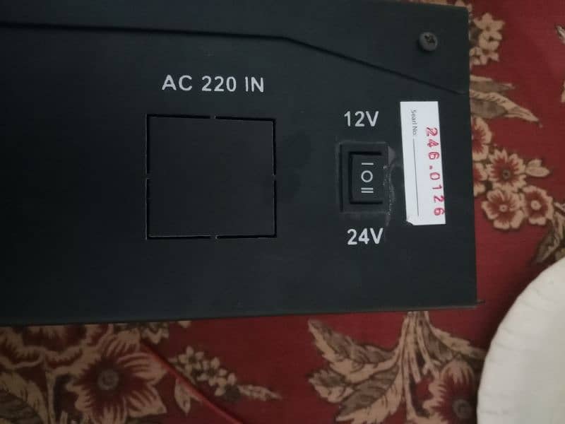 MPPT 32 INCH LED AND STAND FAN 6