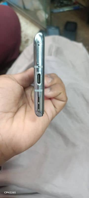 One Plus 8T All ok only panel line 3