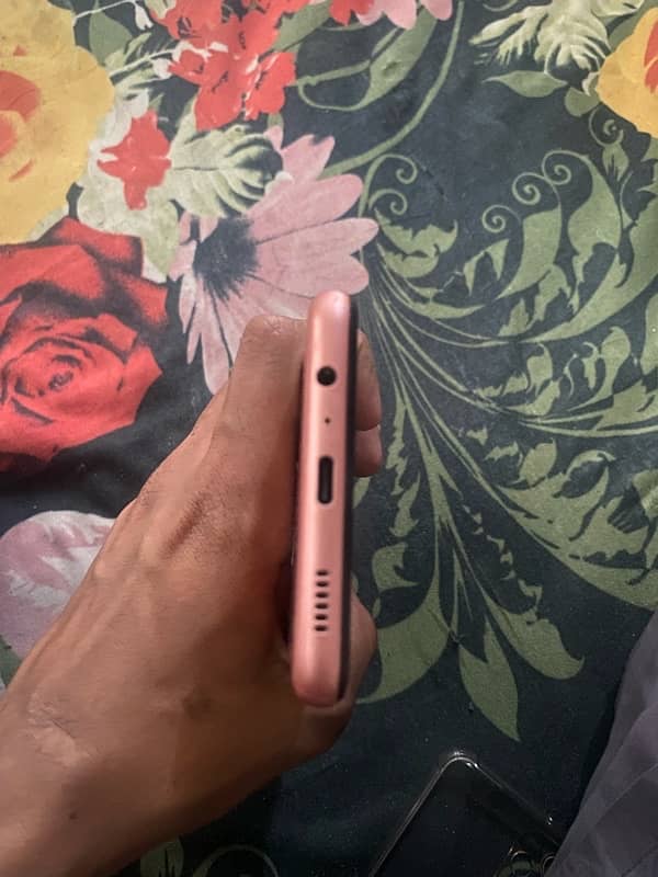 Samsung a04s 4