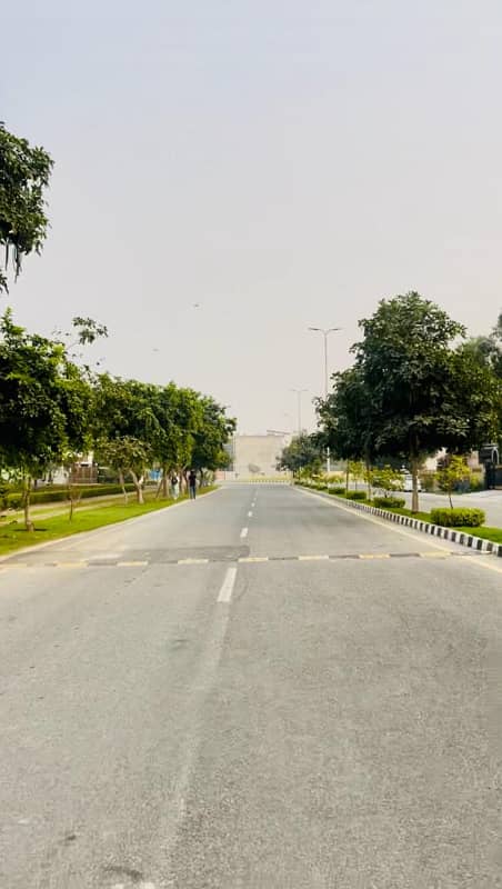 1 Kanal Plot | Prime Location | Affordable | Smart Investment 27