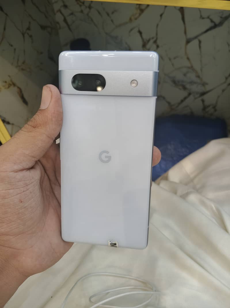 Google Pixel 7a 1