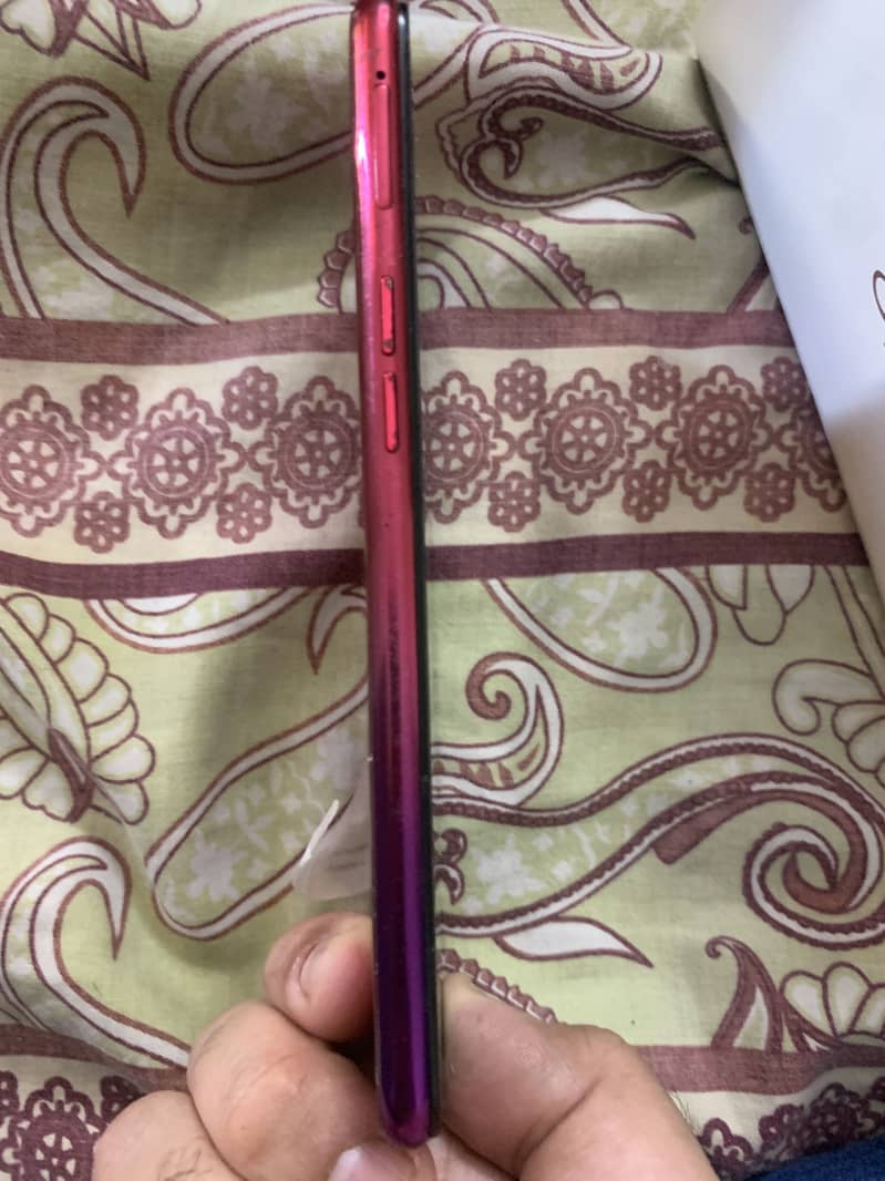 Oppo f9 4/64 3