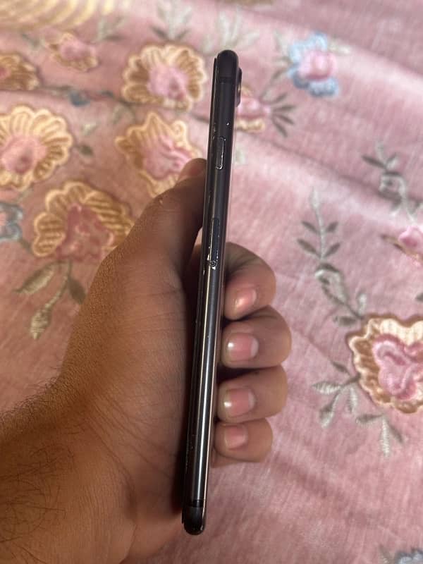 7 plus PTA APPROVED 32GB 1