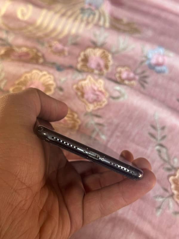 7 plus PTA APPROVED 32GB 2