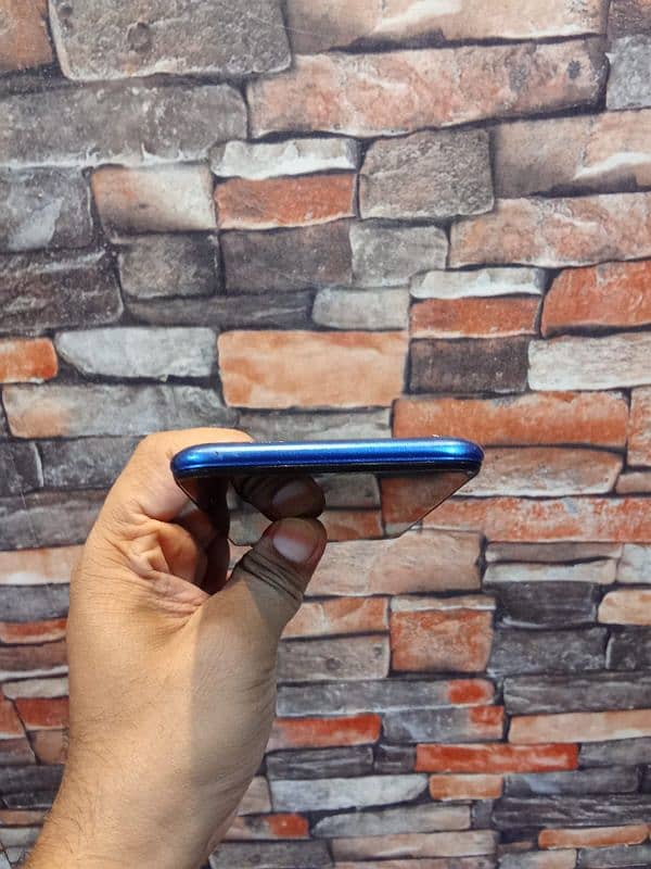 infinix Hot 8 4/64gb pta approved 6