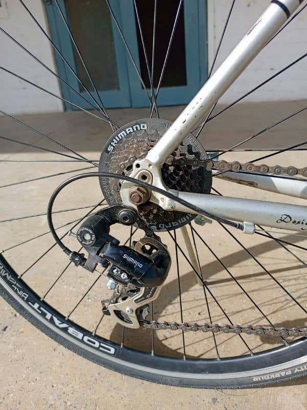 Hybrid Racing bicycle 4